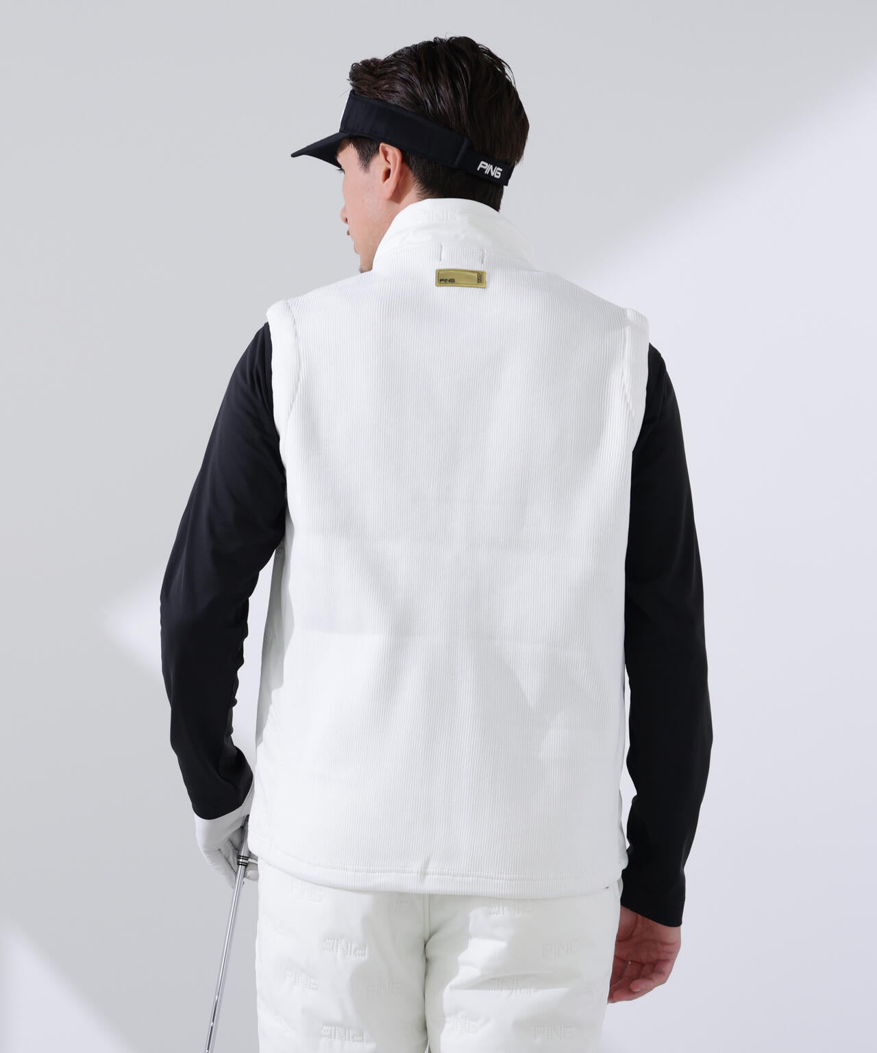 【PING APPAREL】ピンソニックハイブリットベスト <GOLD> (MENS)