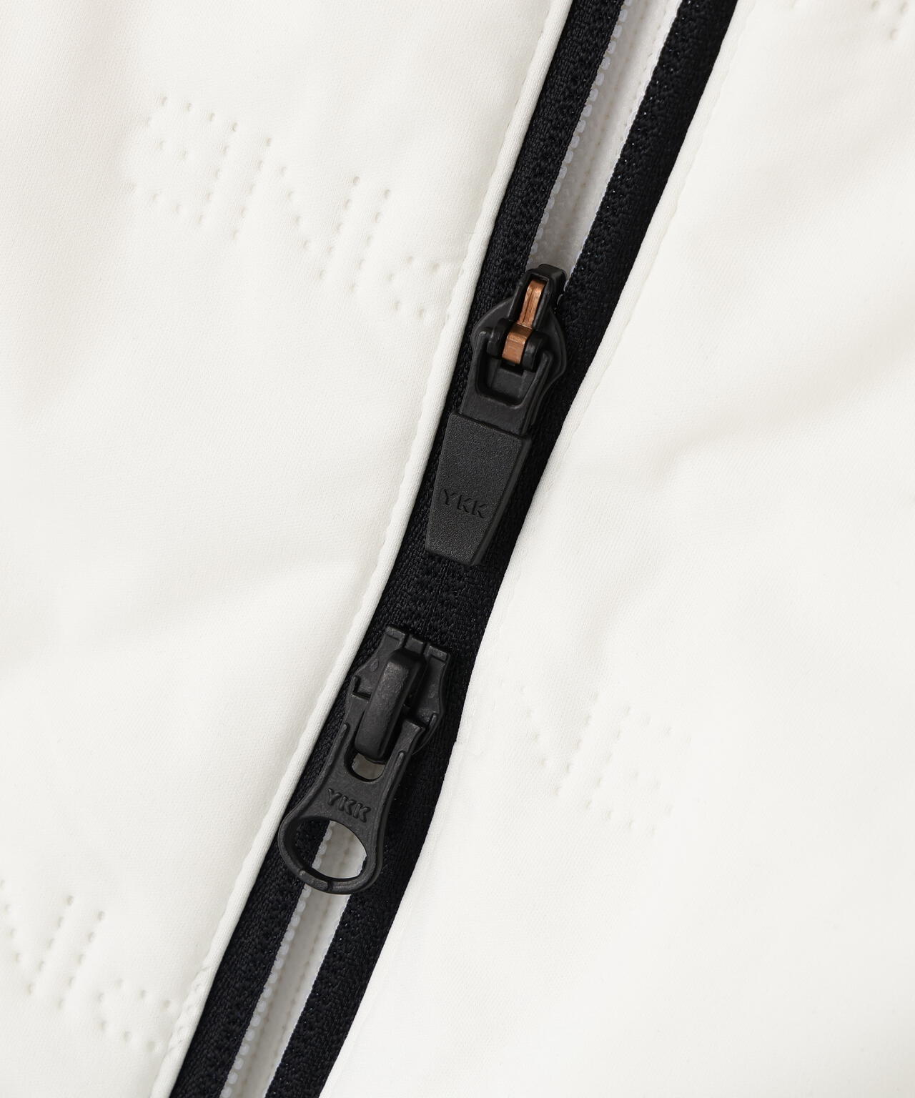 【PING APPAREL】ピンソニックハイブリットベスト <GOLD> (MENS)