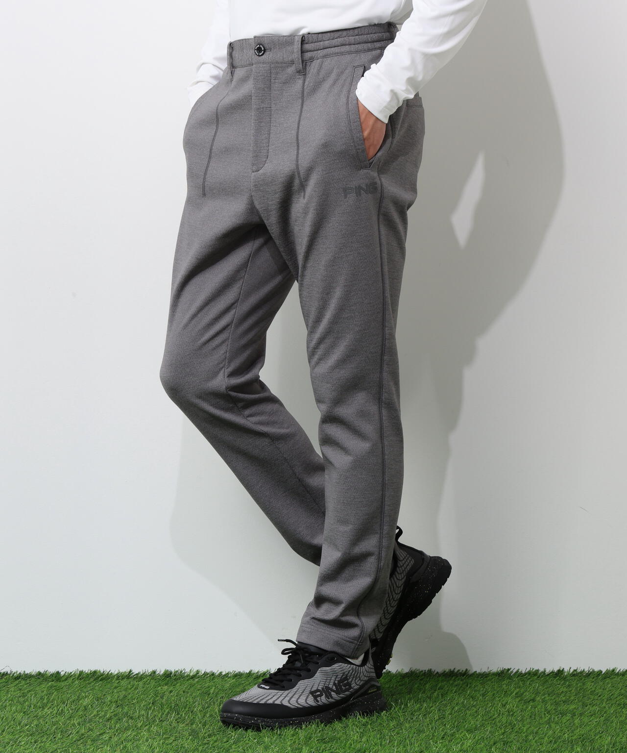 【PING APPAREL】全方向ストレッチ 接結裏メッシュスウェットテーパードパンツ <GOLD> (MENS)