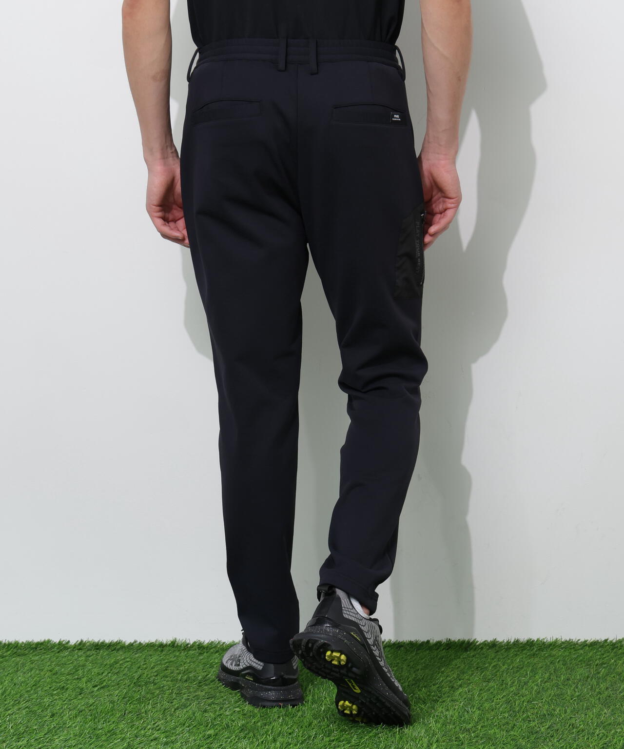 【PING APPAREL】全方向ストレッチ 接結裏メッシュスウェットテーパードパンツ <PERFORMANCE> (MENS)
