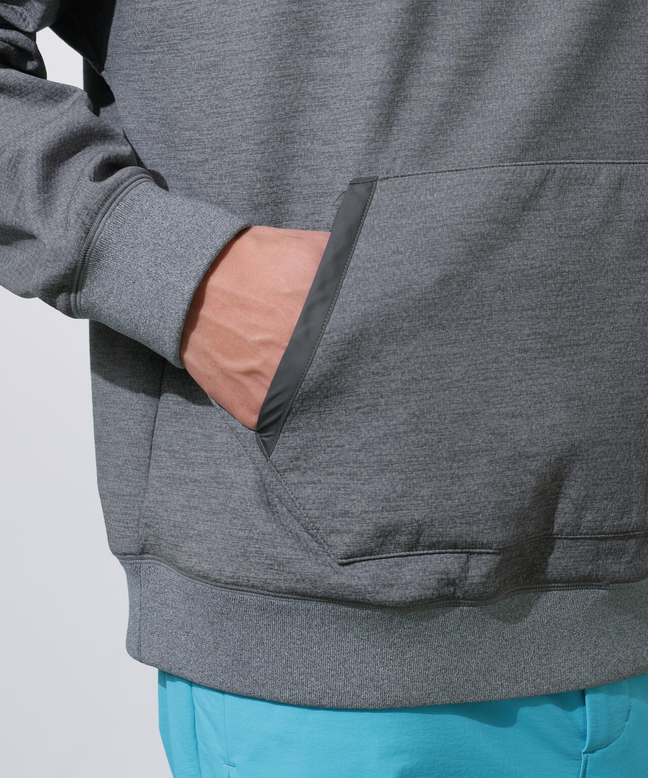 【PING APPAREL】全方向ストレッチ接結裏メッシュハーフジップスウェットフーディ <PERFORMANCE> (MENS)