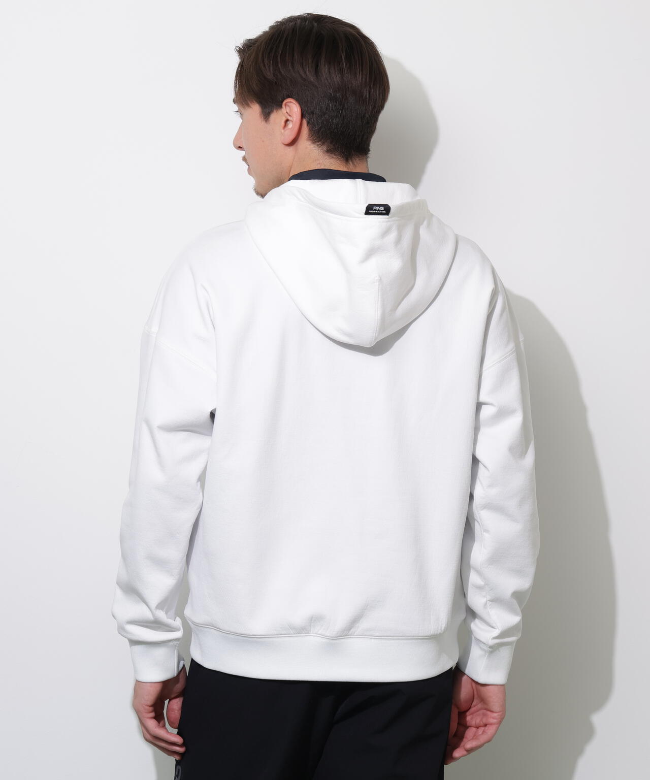 【PING APPAREL】全方向ストレッチ接結裏メッシュハーフジップスウェットフーディ <PERFORMANCE> (MENS)