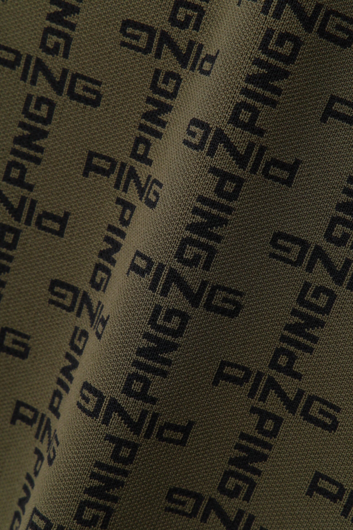 【PING APPAREL】モノグラム柄ジャガードクルーネックニットプルオーバー <GOLD> (LADIES)