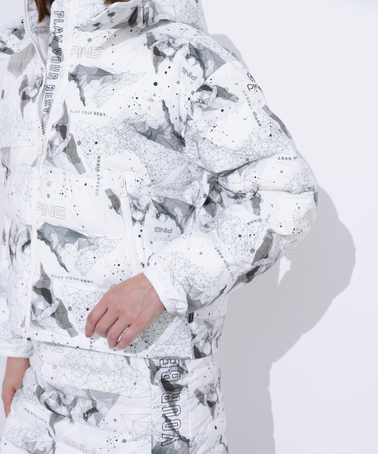 【PING APPAREL】25FW 2WAY中綿フーディーブルゾン <GOLD> (LADIES)