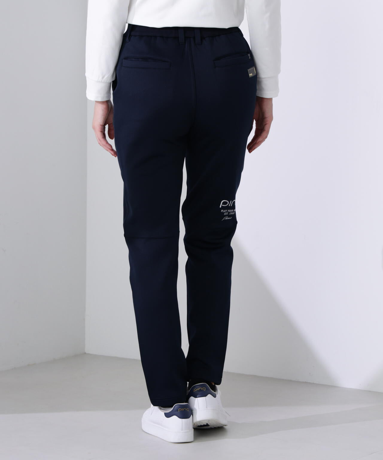 【PING APPAREL】全方向ストレッチRENUキルト/ダンボールジャージ テーパードパンツ <GOLD> (LADIES)