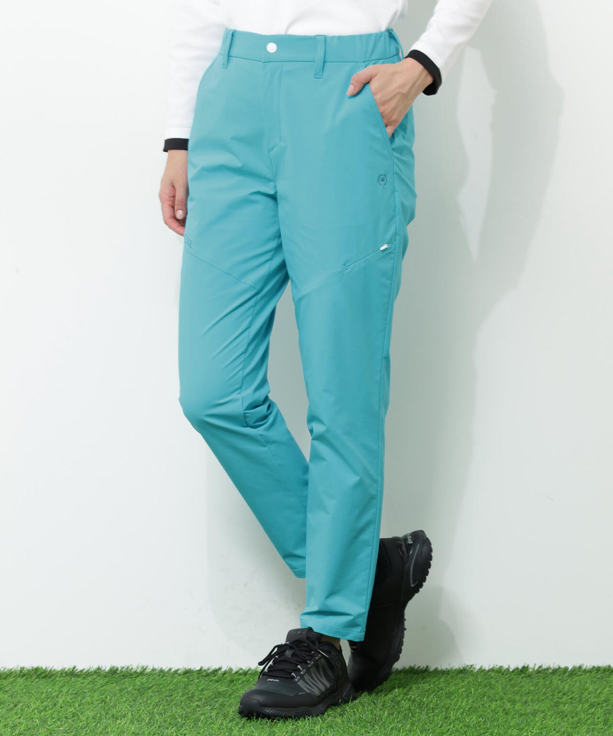 【PING APPAREL】全方向ストレッチパーテックスリミテッドテーパードパンツ <GOLD> (LADIES)