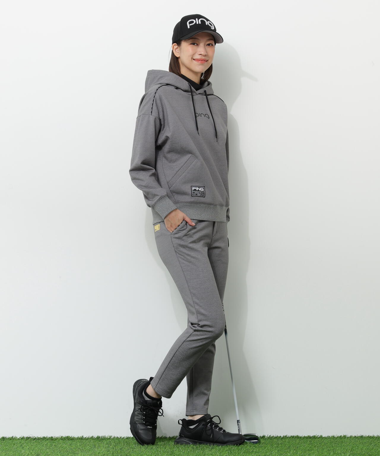 【PING APPAREL】全方向ストレッチ 接結裏メッシュスウェットテーパードパンツ <GOLD> (LADIES)