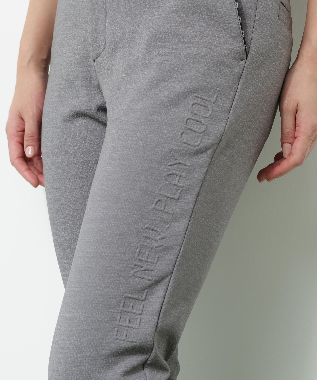 【PING APPAREL】全方向ストレッチ 接結裏メッシュスウェットテーパードパンツ <GOLD> (LADIES)