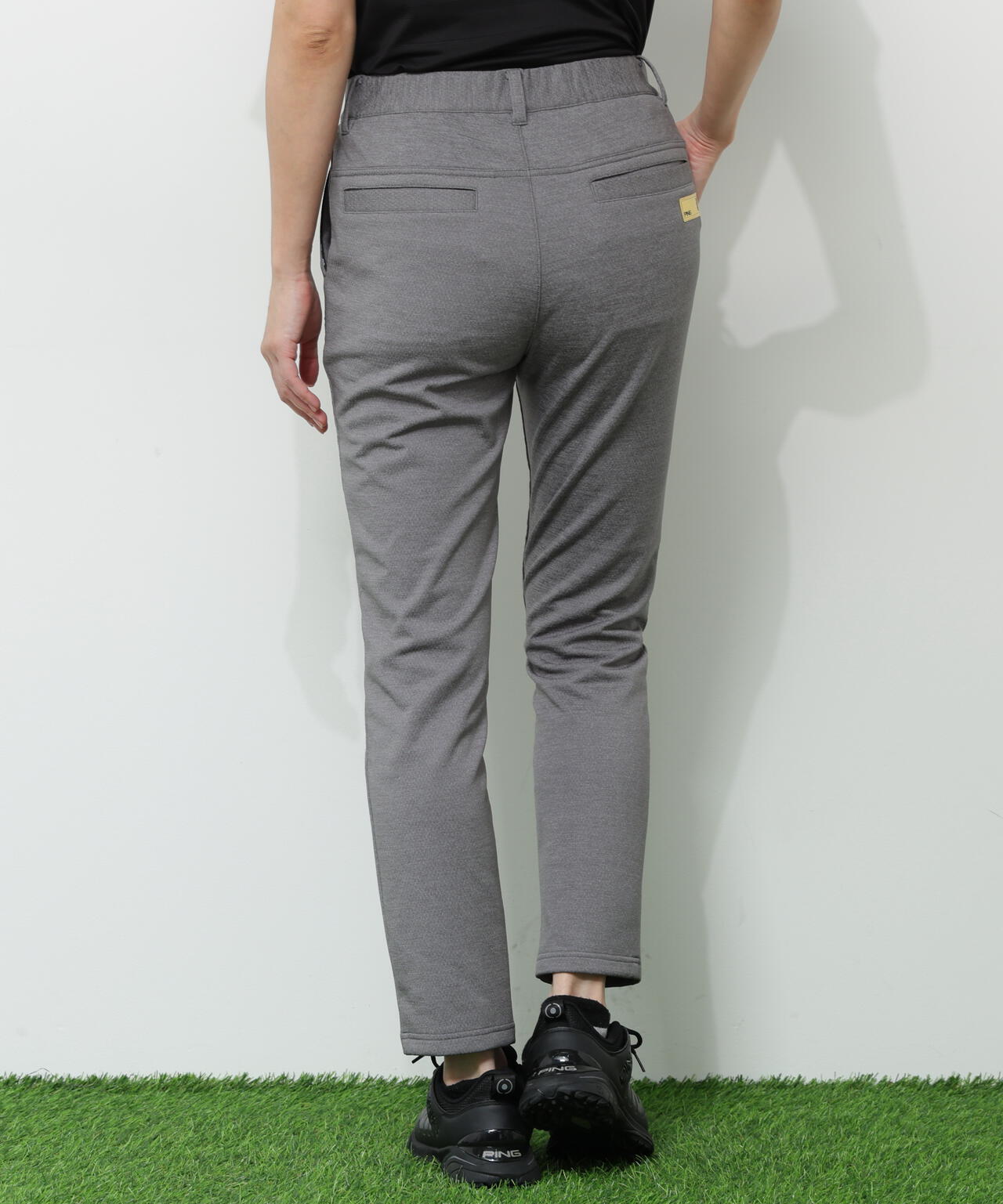 【PING APPAREL】全方向ストレッチ 接結裏メッシュスウェットテーパードパンツ <GOLD> (LADIES)