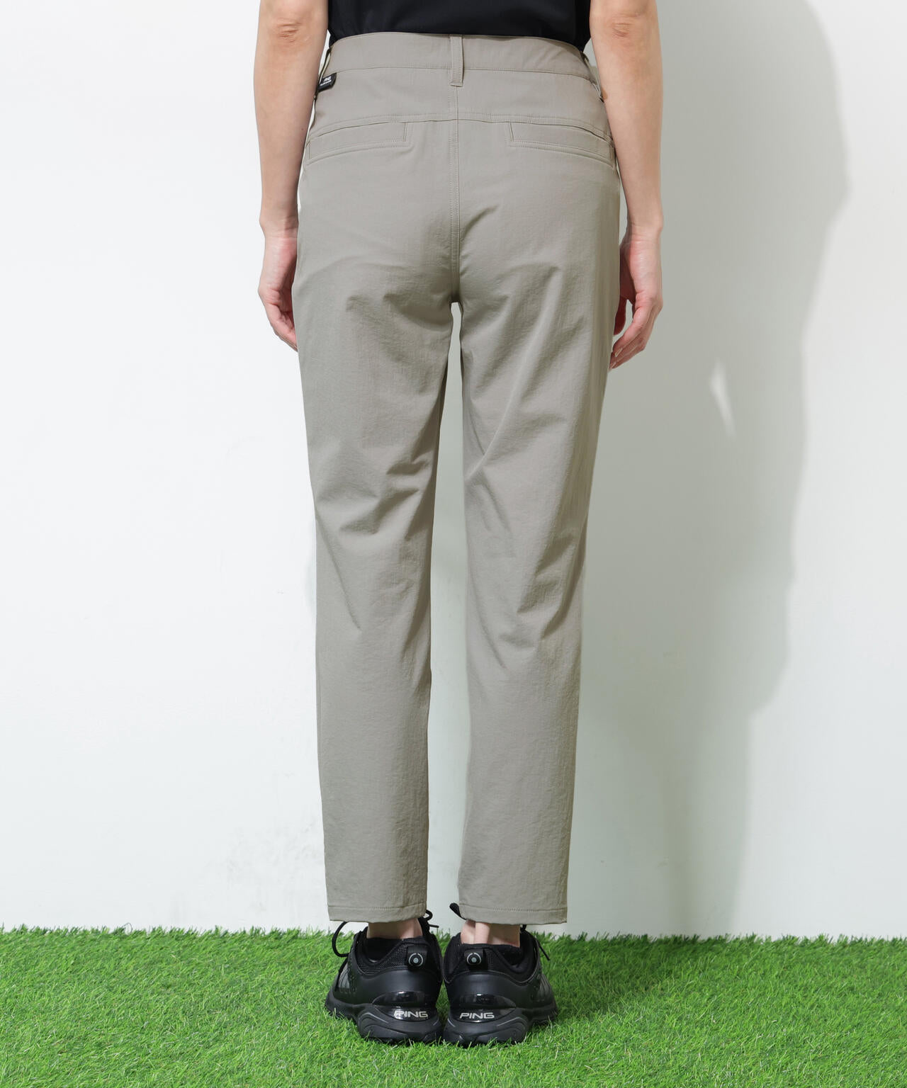 【PING APPAREL】全方向ストレッチ二重織フィット&ストレッチワンタックテーパードパンツ<PERFORMANCE> (LADIES)