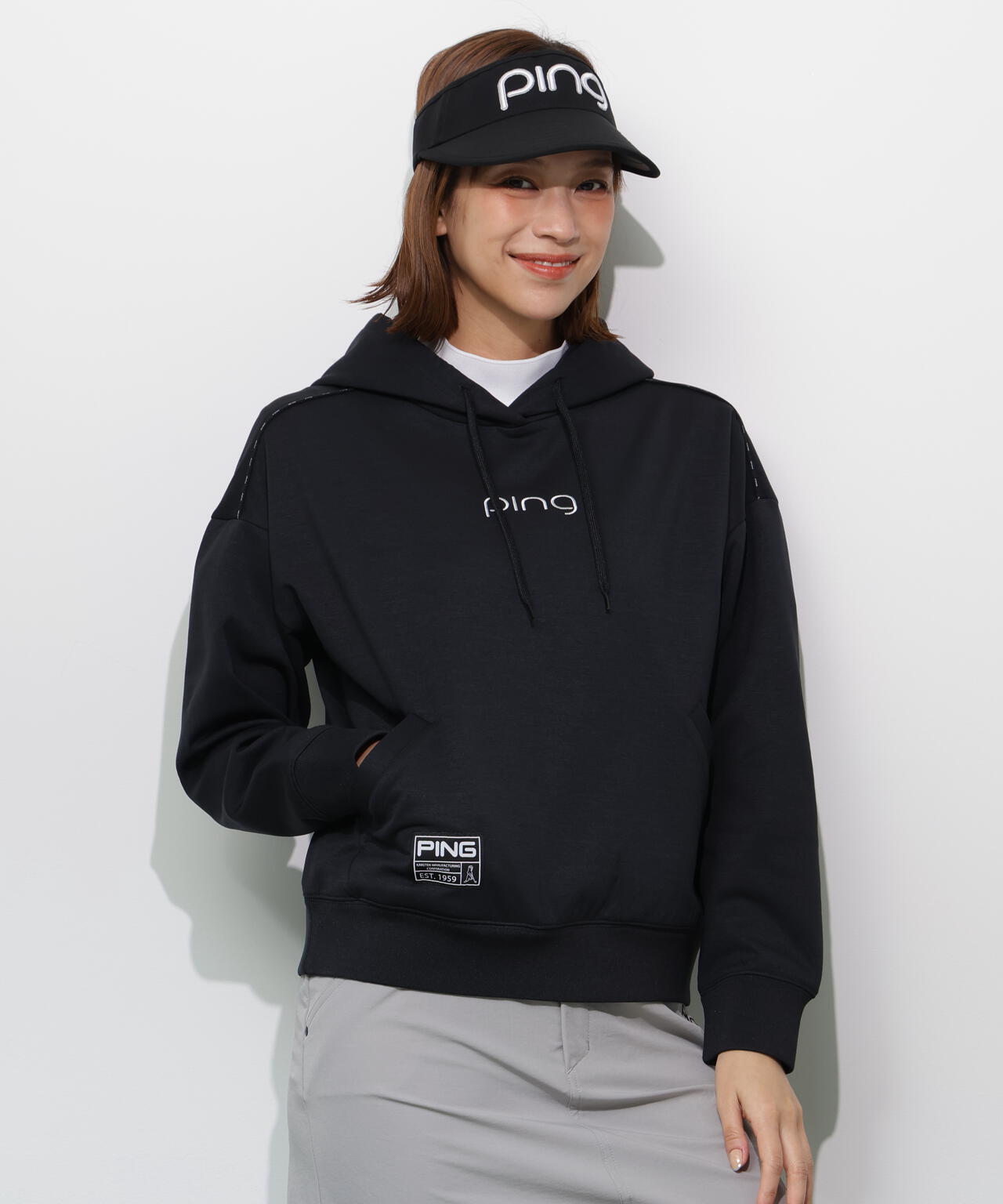 【PING APPAREL】エンボスロゴスウェットフーディプルオーバー <GOLD> (LADIES)