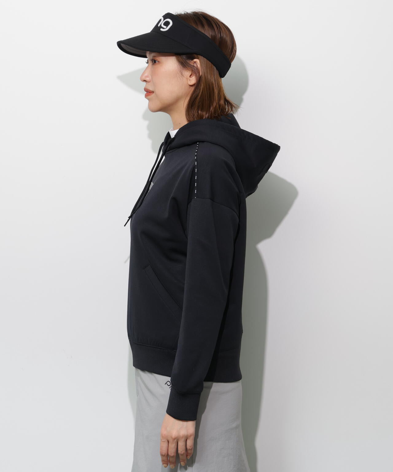 【PING APPAREL】エンボスロゴスウェットフーディプルオーバー <GOLD> (LADIES)