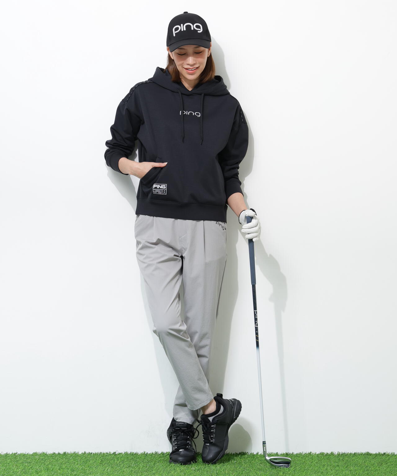 【PING APPAREL】エンボスロゴスウェットフーディプルオーバー <GOLD> (LADIES)