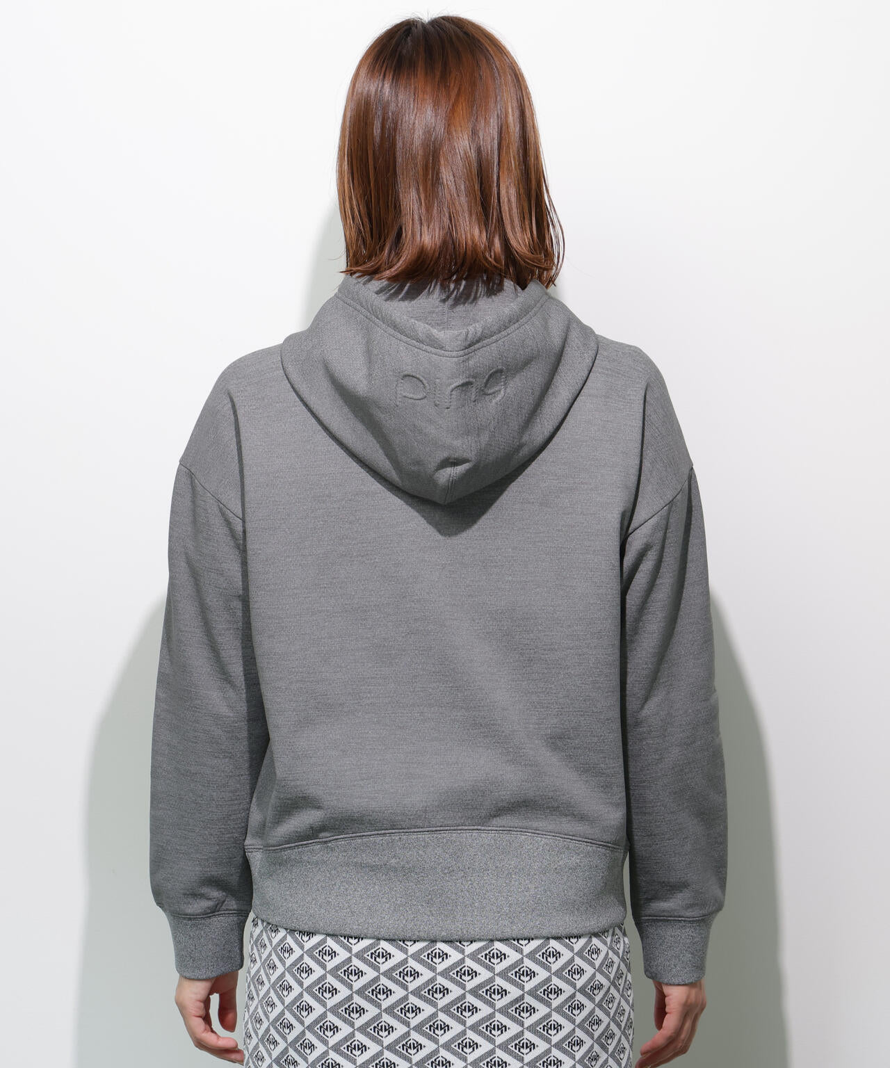 【PING APPAREL】エンボスロゴスウェットフーディプルオーバー <GOLD> (LADIES)