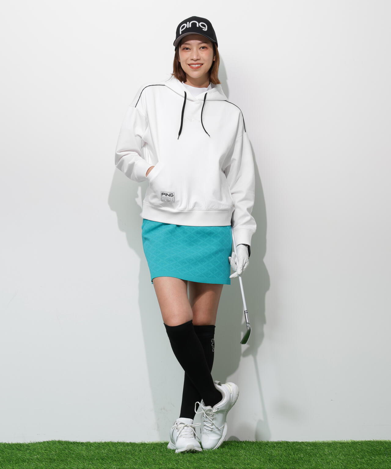 【PING APPAREL】エンボスロゴスウェットフーディプルオーバー <GOLD> (LADIES)