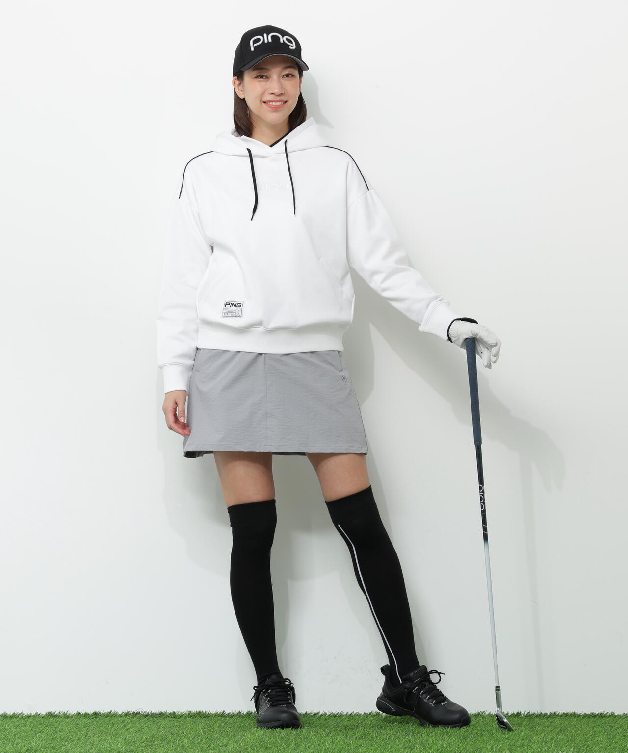 【PING APPAREL】エンボスロゴスウェットフーディプルオーバー <GOLD> (LADIES)