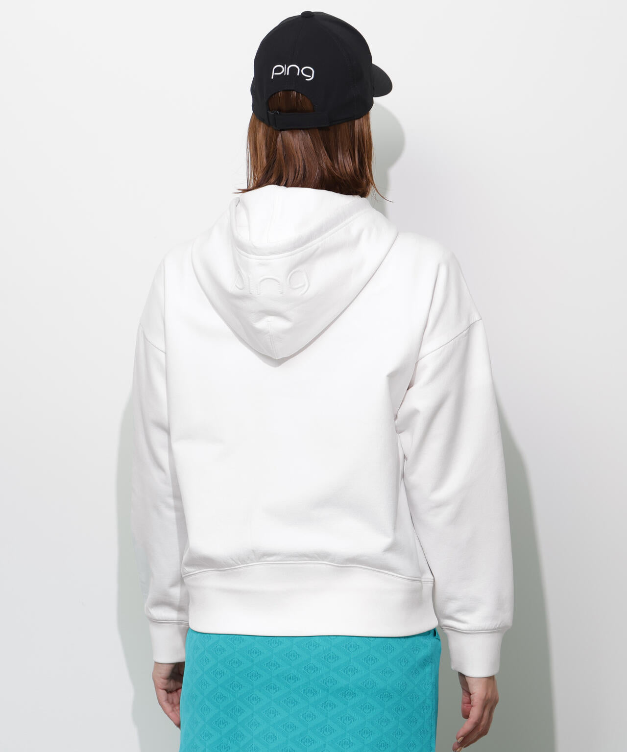 【PING APPAREL】エンボスロゴスウェットフーディプルオーバー <GOLD> (LADIES)