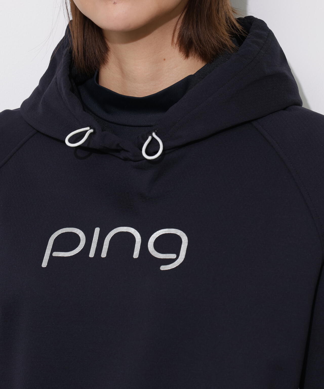 【PING APPAREL】全方向ストレッチ接結裏メッシュ切替ロゴテープスウェットフーディ <PERFORMANCE> (LADIES)