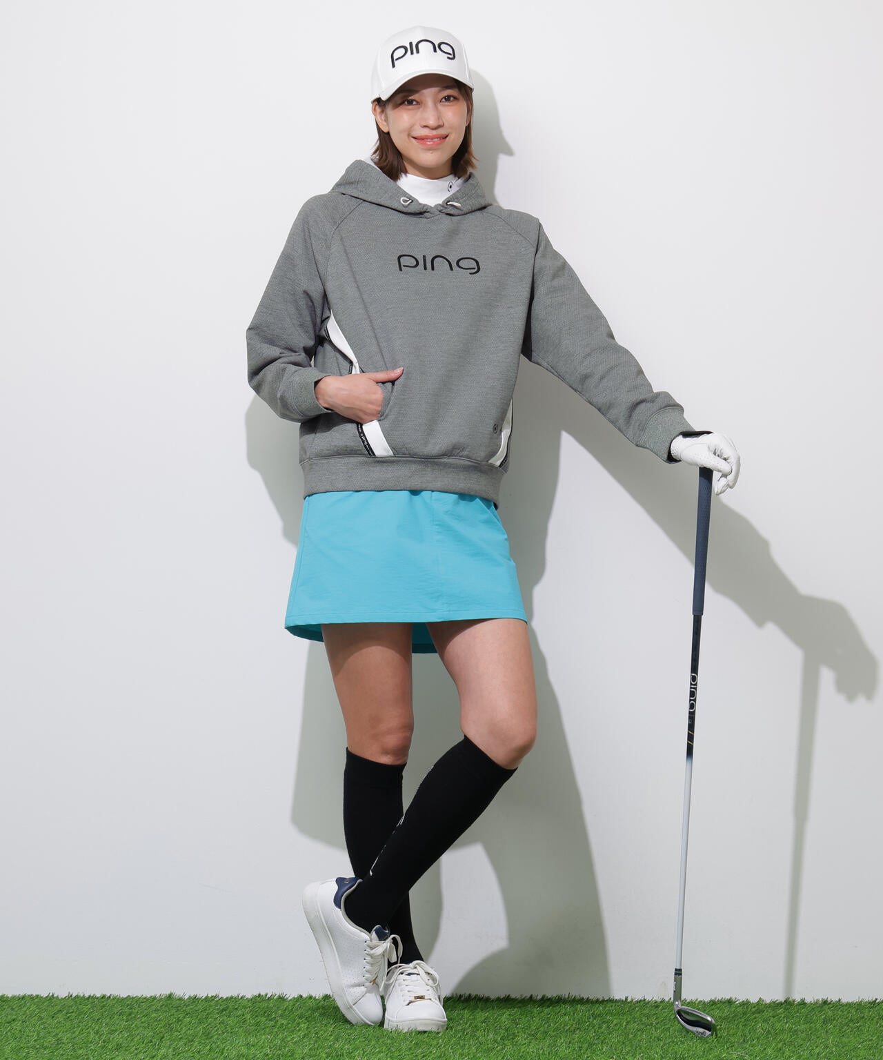 【PING APPAREL】全方向ストレッチ接結裏メッシュ切替ロゴテープスウェットフーディ <PERFORMANCE> (LADIES)