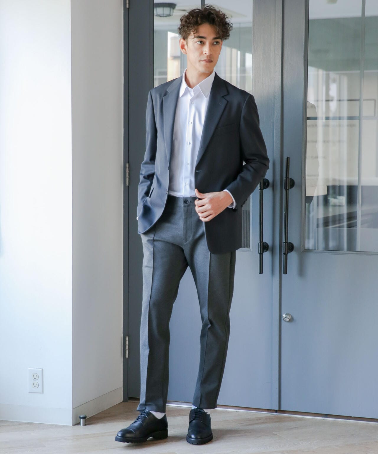 bb381b53-c56d-57fc-a6db-dcf7a44f8963_Image