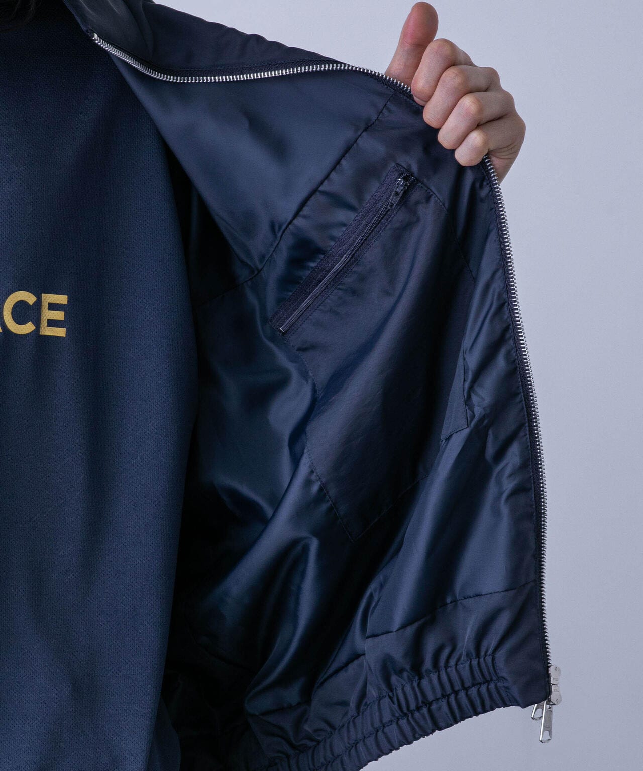 042260d8-8a60-53aa-9fa6-6a63d0841c96_Image