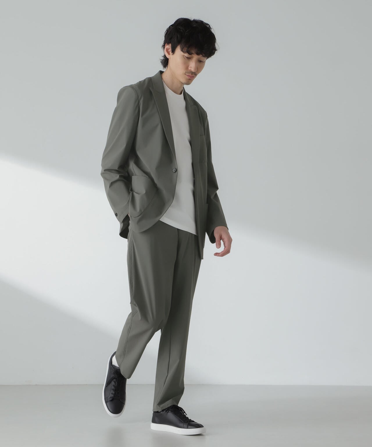 b12ba30b-5b4f-5002-8f0c-740167fe915b_Image