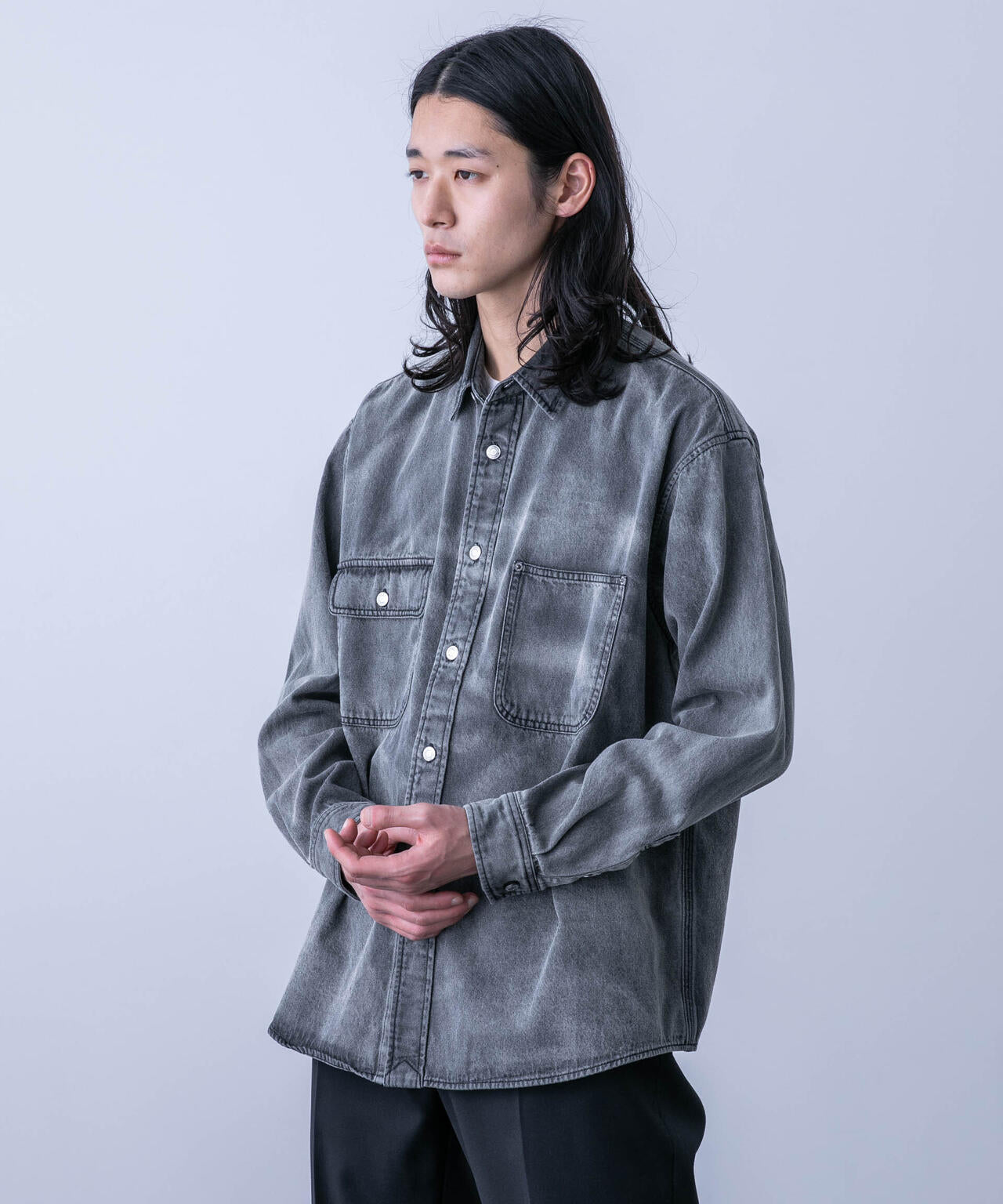 「HOTEL PALACE(オテルパラス)」バイオブリーチデニムシャツ