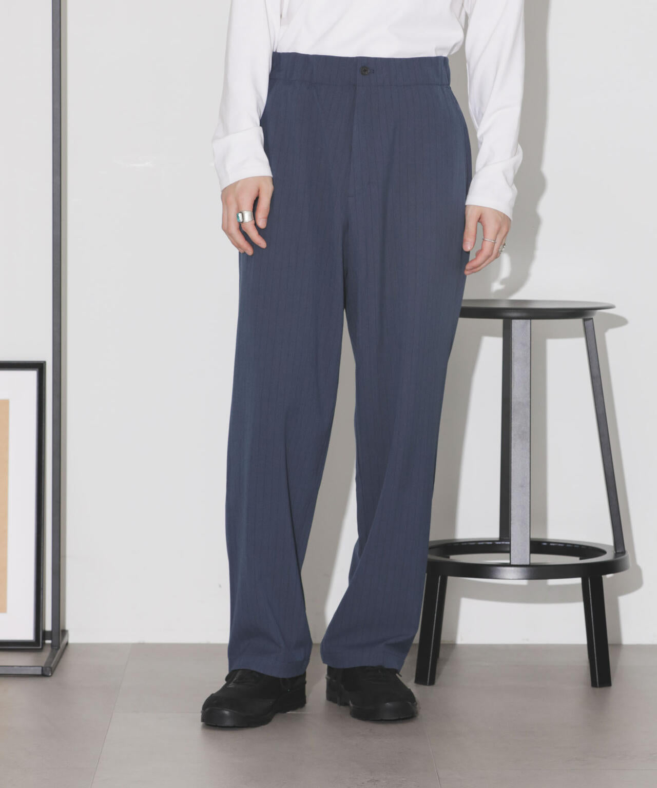 シルキーストライプジャージーストレートパンツ