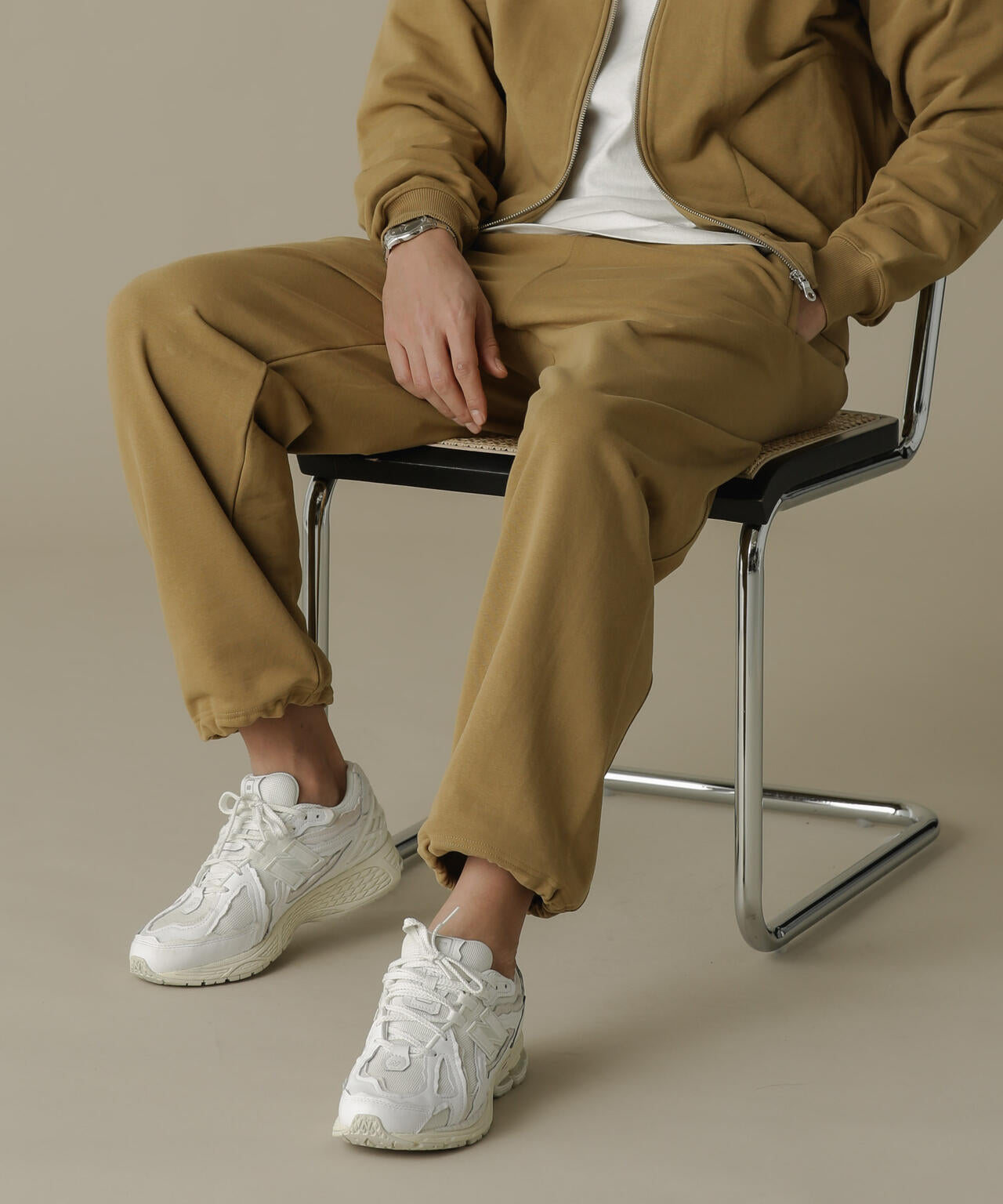 ee71567a-8a01-564c-9bdb-b2fe2b19aa9e_Image