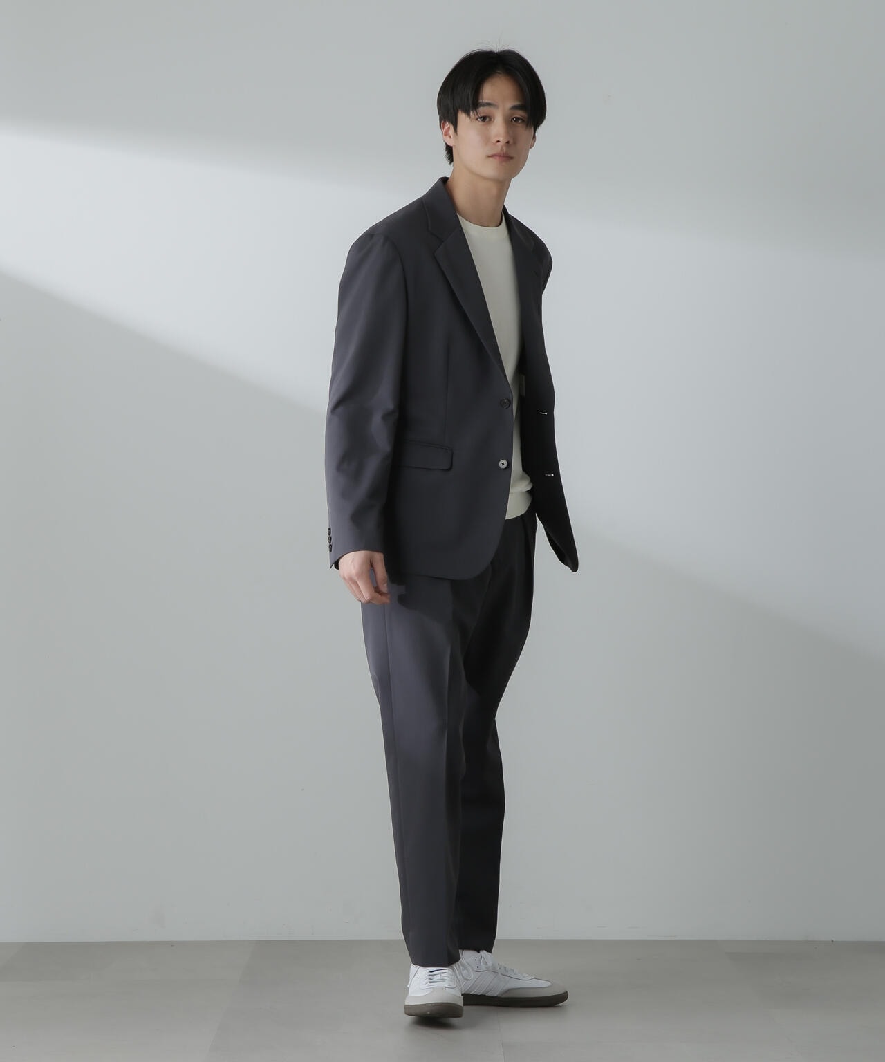 b7ef7668-dfee-5d85-9089-6ce8b3e7dc0e_Image