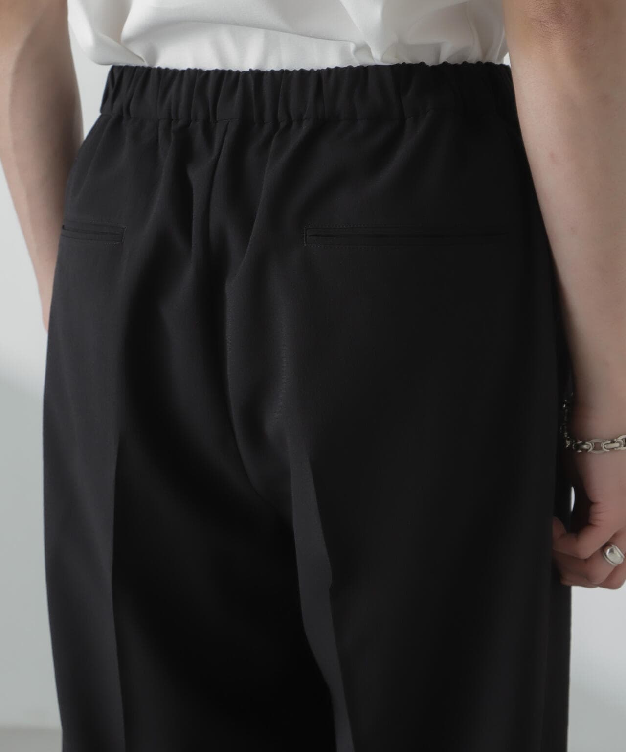 98436e40-473f-5025-ba93-d49bb655bb0a_Image