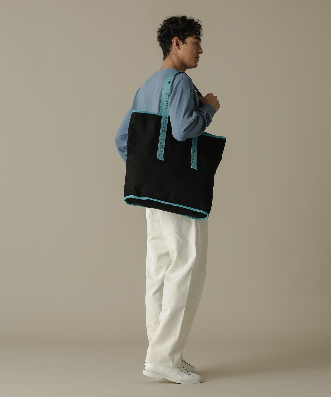 8dd675e6-e850-5979-8050-2f42bec89025_Image