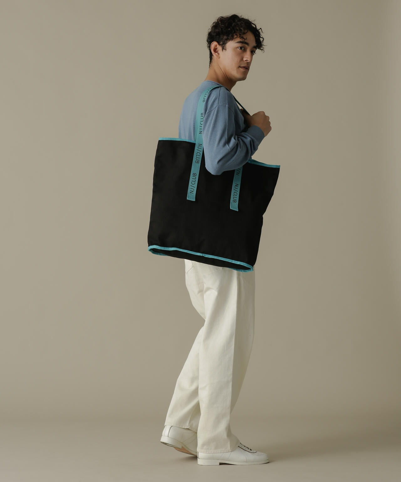 d922fcbd-190d-5382-acbb-ff64b73628bd_Image