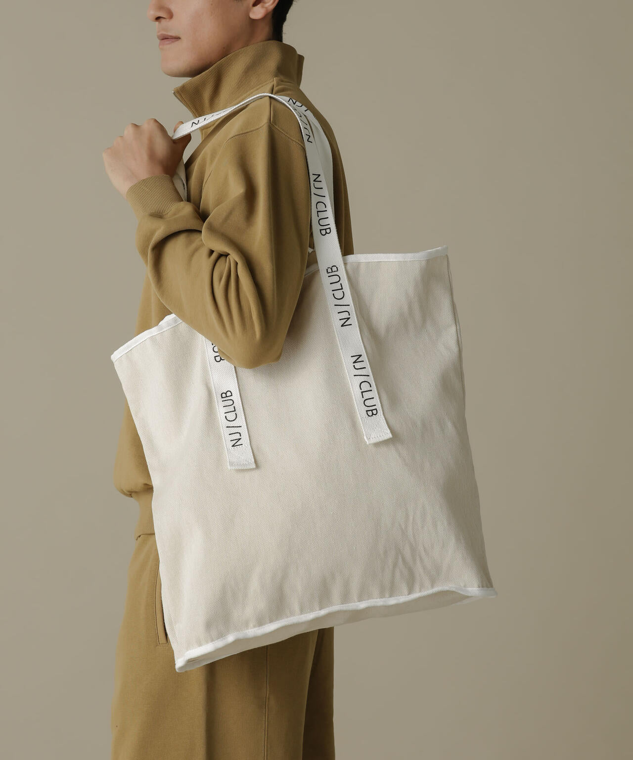 8cd29579-4700-5e68-babc-ccf7c85858bc_Image