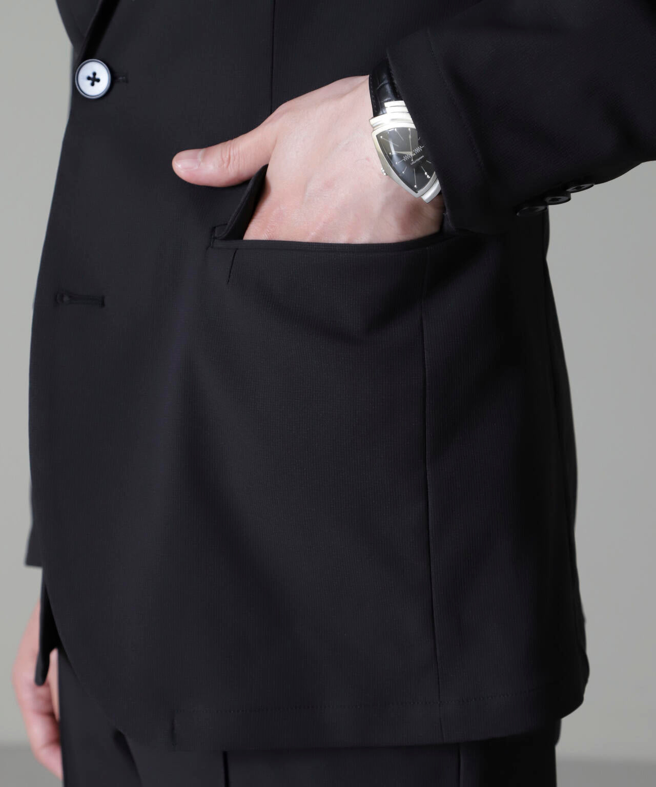 9381b965-982a-54c5-bce7-57db3eb74b29_Image