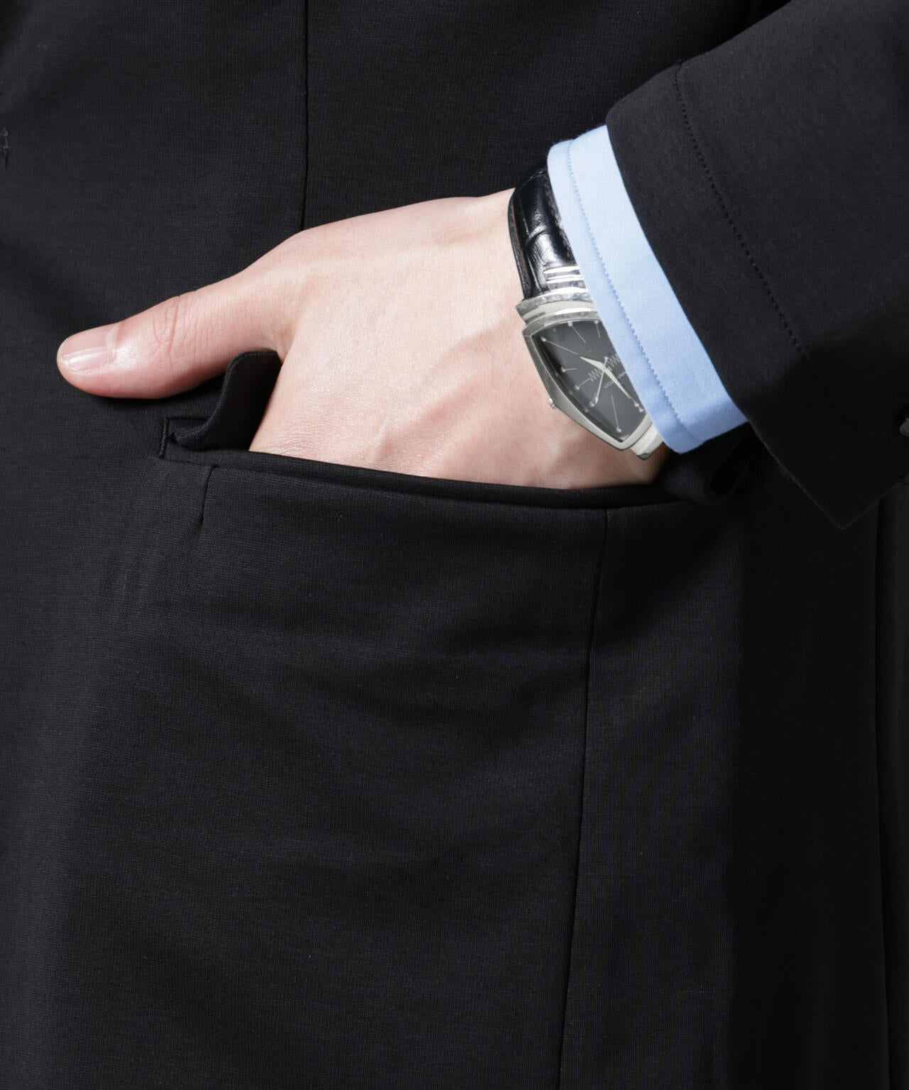 「Damerino」ストレッチポンチセットアップ