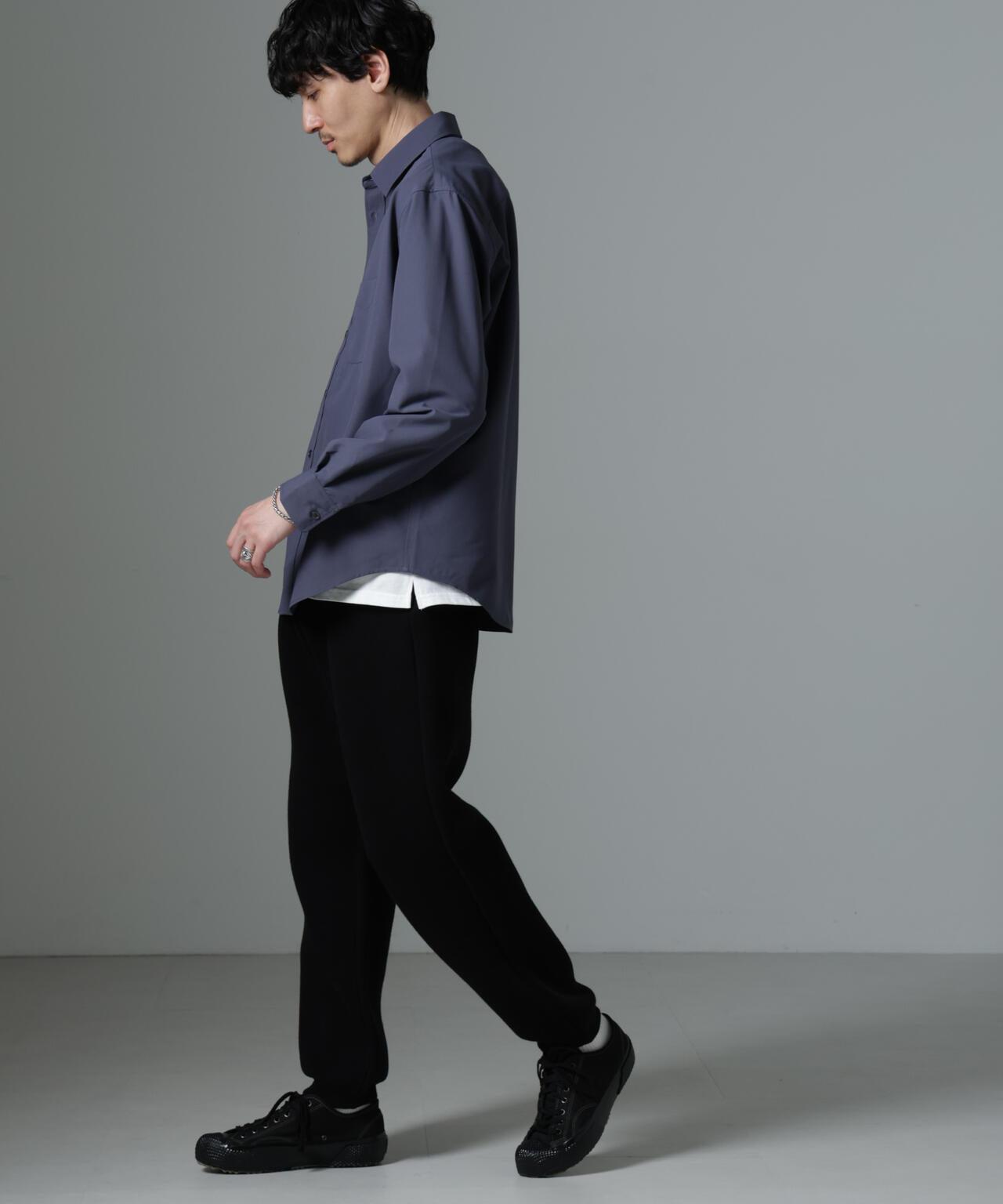 AMATA コットンタッチレギュラーカラーシャツ