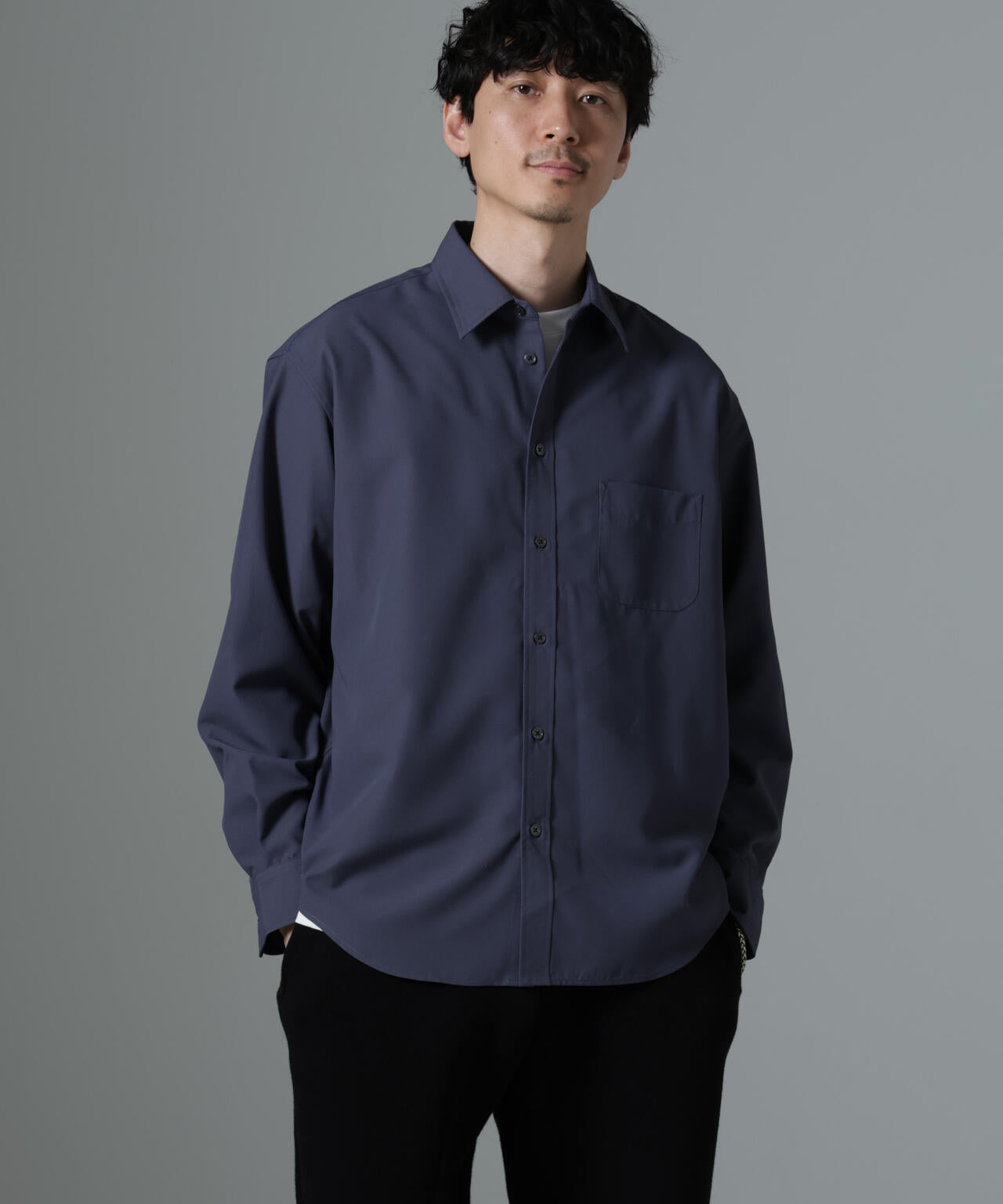 AMATA コットンタッチレギュラーカラーシャツ