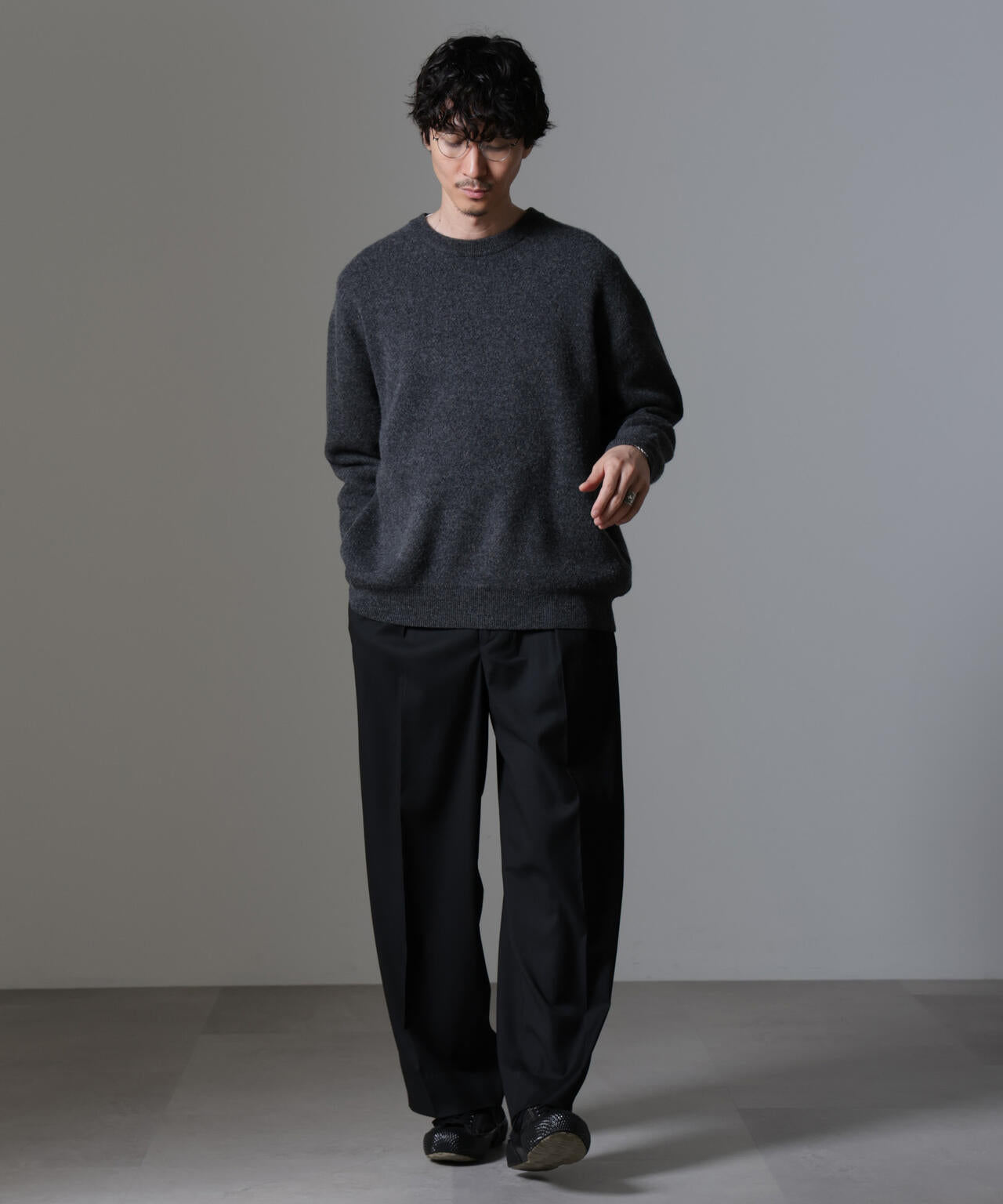 AQUA ウールカシミヤクルーネックプルオーバー