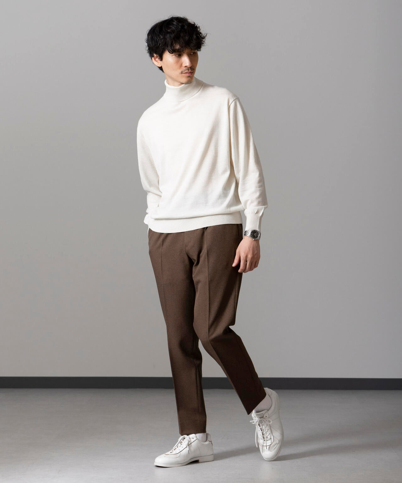 「毛玉レスニット」 ファインゲージタートルネック