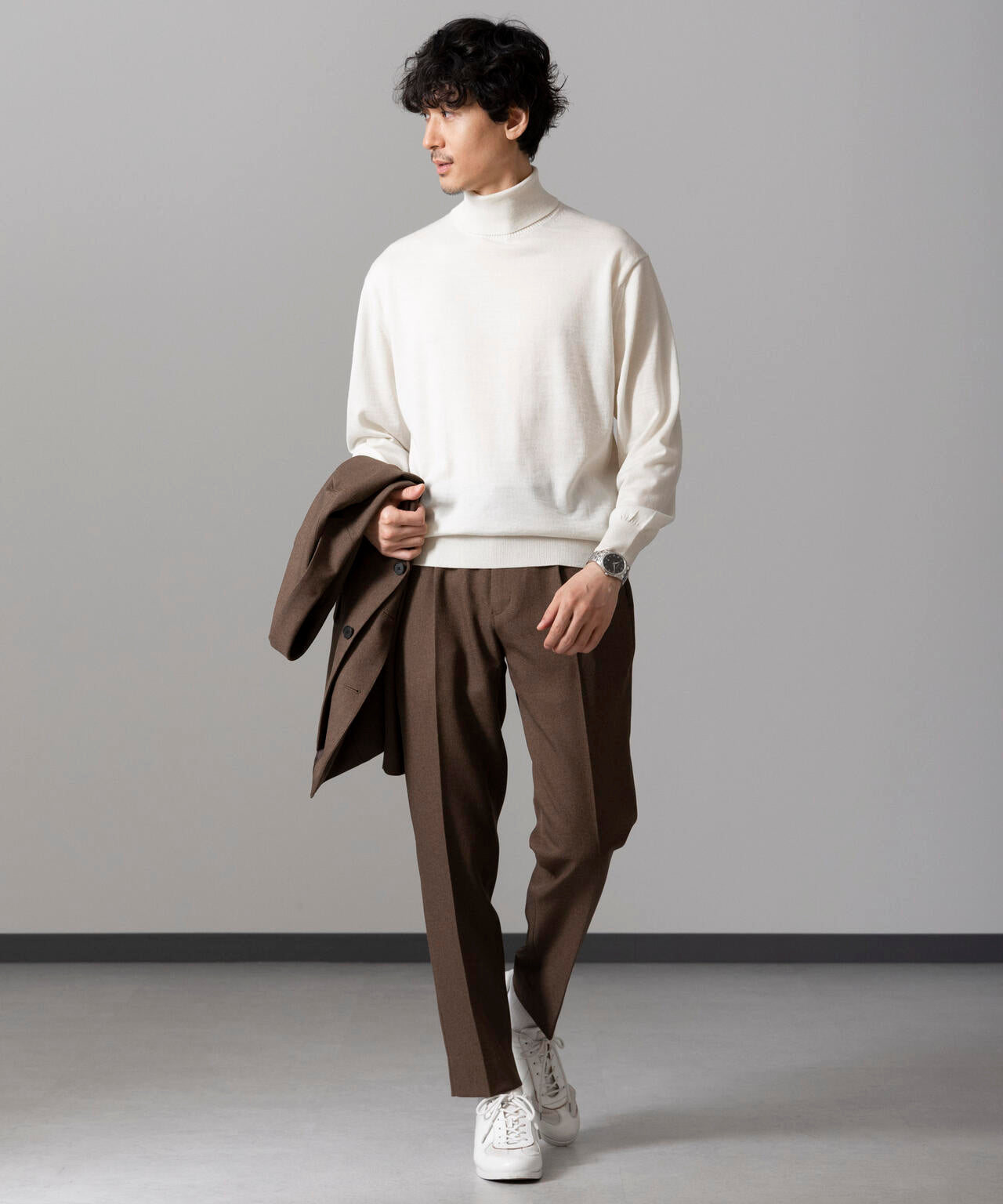 「毛玉レスニット」 ファインゲージタートルネック