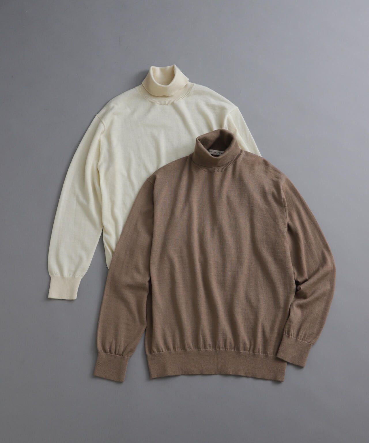 「毛玉レスニット」 ファインゲージタートルネック