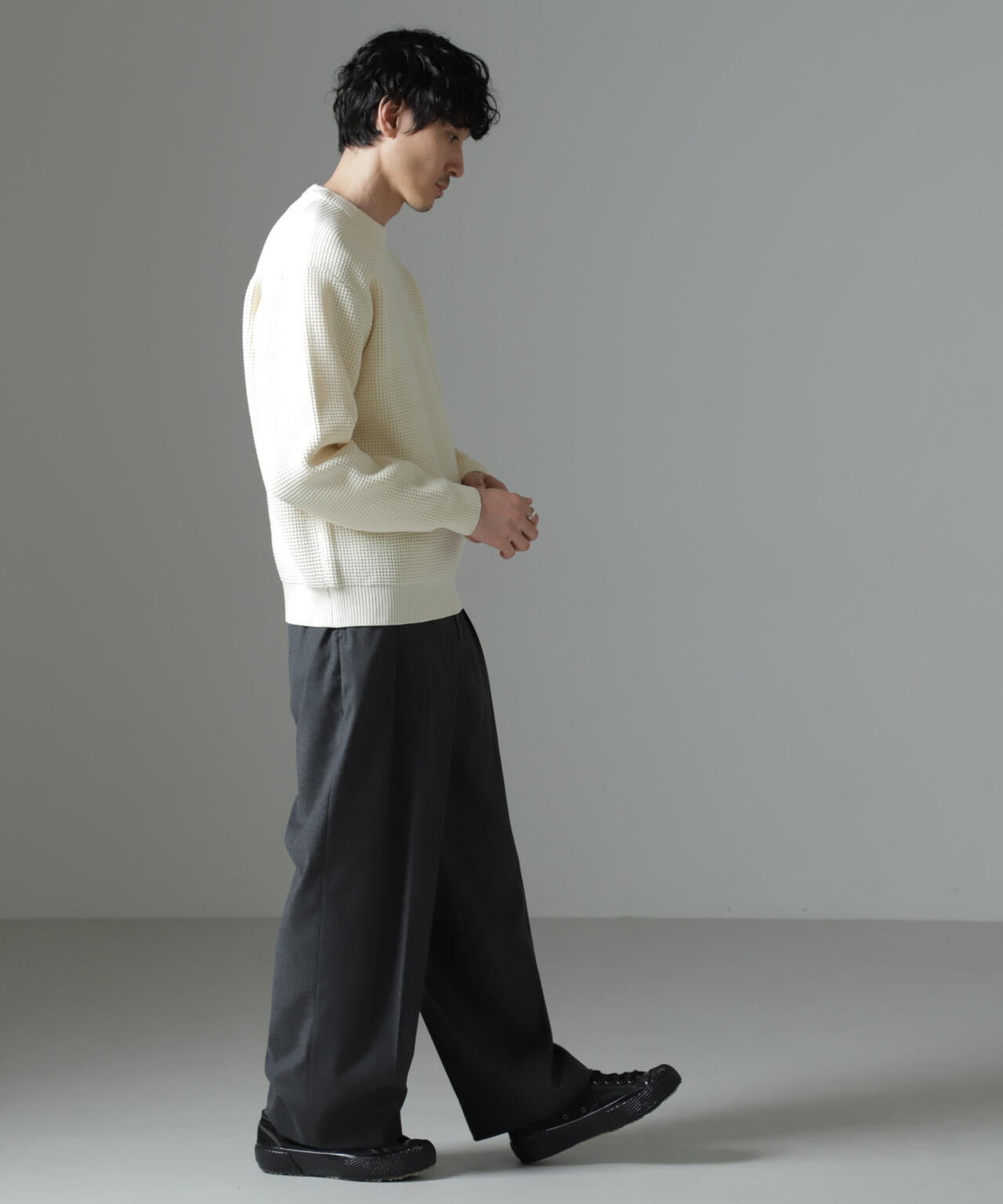 スポンディッシュ クルーネック