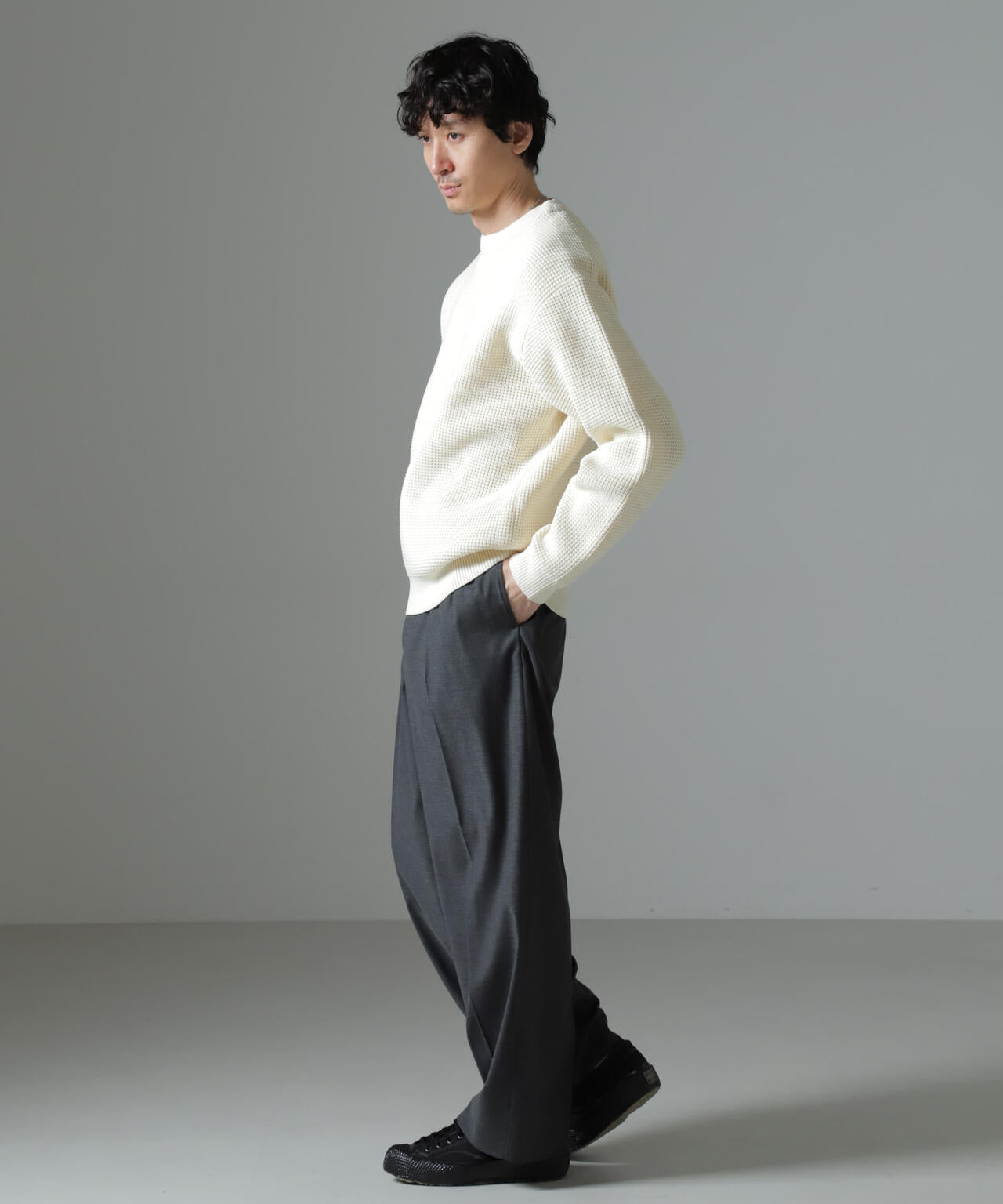 スポンディッシュ クルーネック