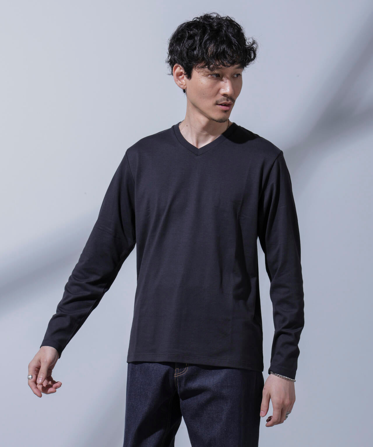 Anti Soaked(R) 汗染み防止 VネックTシャツ