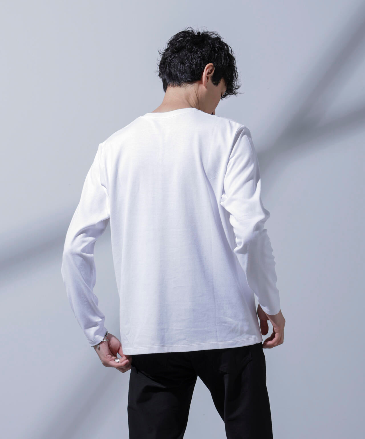 Anti Soaked(R) 汗染み防止 VネックTシャツ