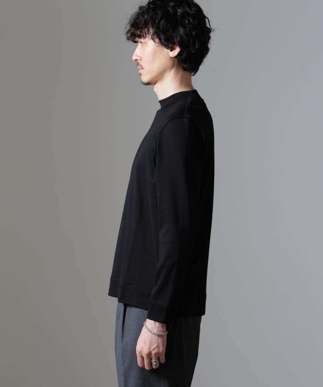「FORMAL JERSEY」モックネックカットソー長袖