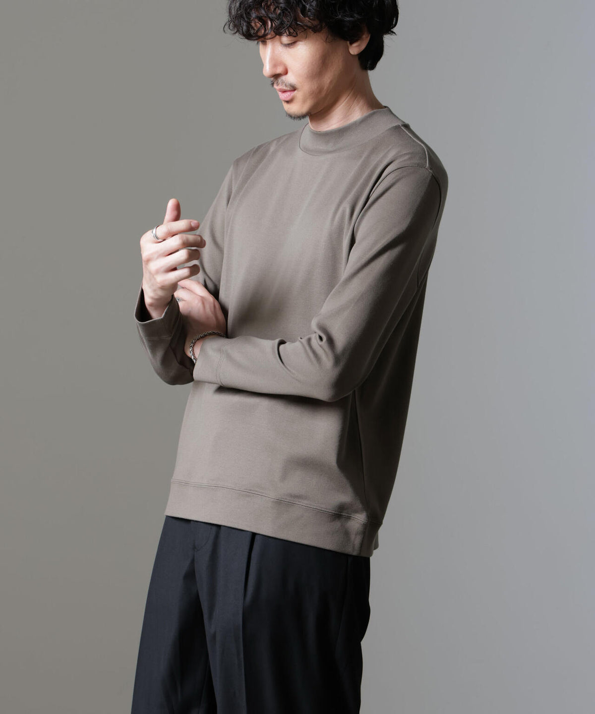 「FORMAL JERSEY」モックネックカットソー長袖