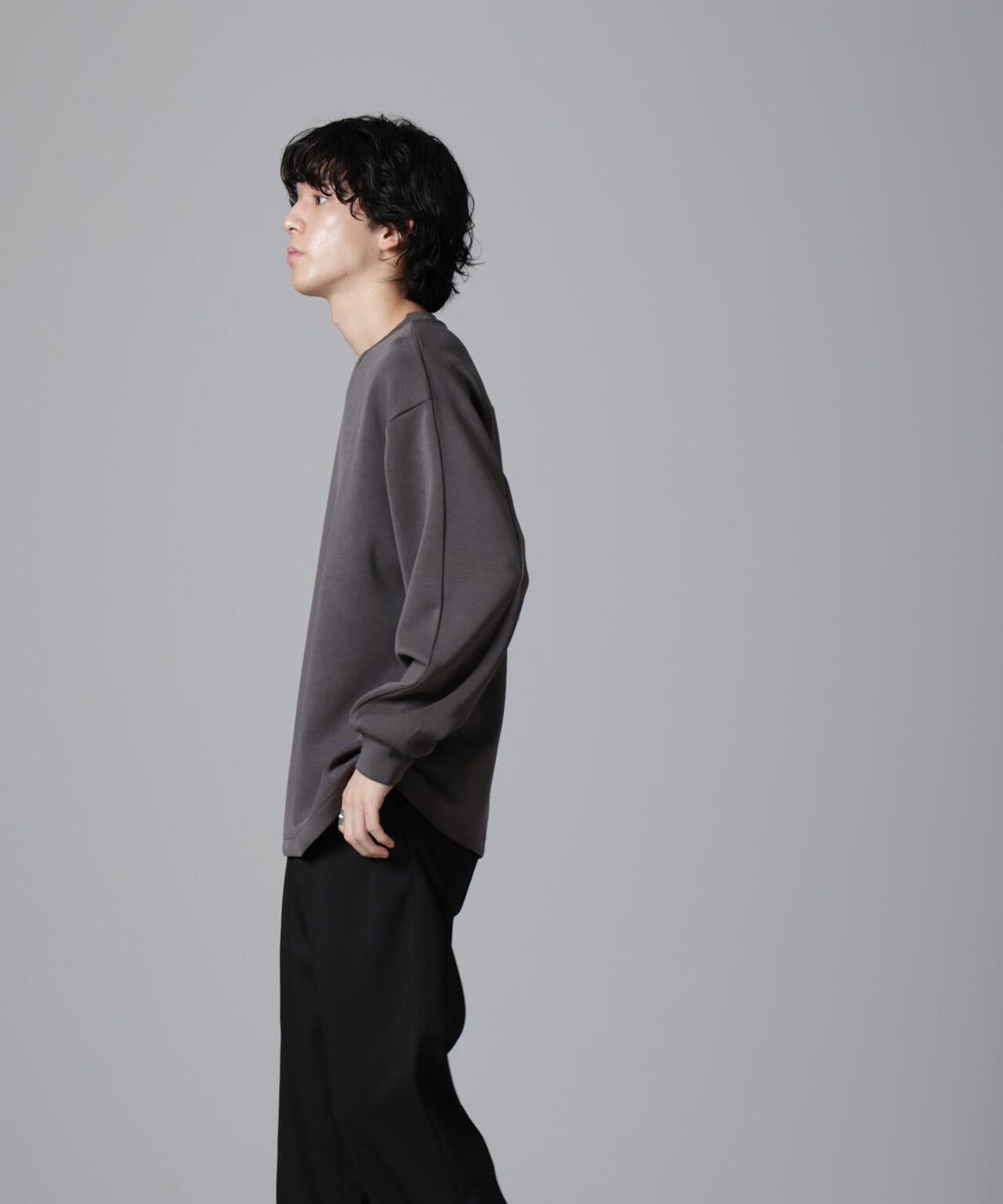 パウダースノーダンボールクルーネックプルオーバー