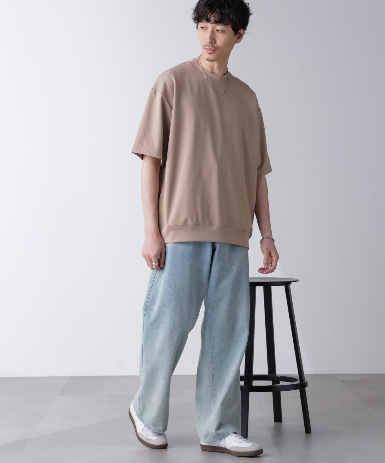 ワイドシルエットポンチクルーネックTシャツ